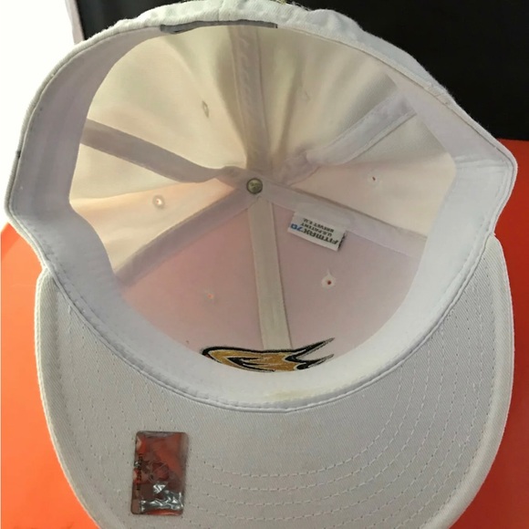 Anaheim Ducks Unisex Adult Reebok Fitmax White Fltted Hat cap - Picture 4 of 7